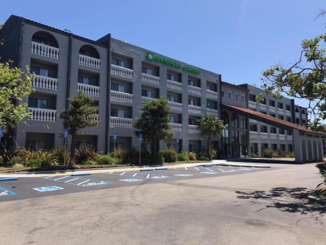 凯富套房酒店 纽瓦克 外观 照片